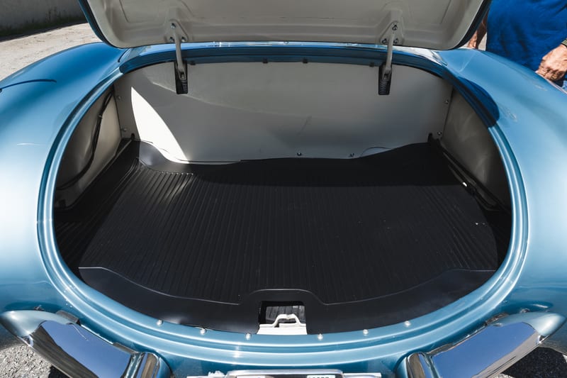 1957 Chevrolet Corvette, trunk, frame 10 of 14