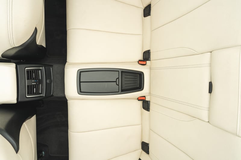 2018 BMW 430i Convertible, interior, frame 39 of 57