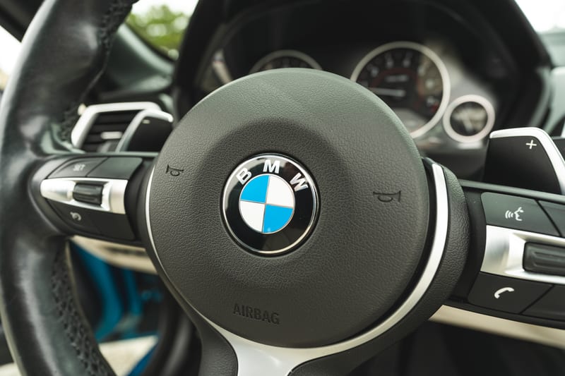2018 BMW 430i Convertible, interior, frame 53 of 57