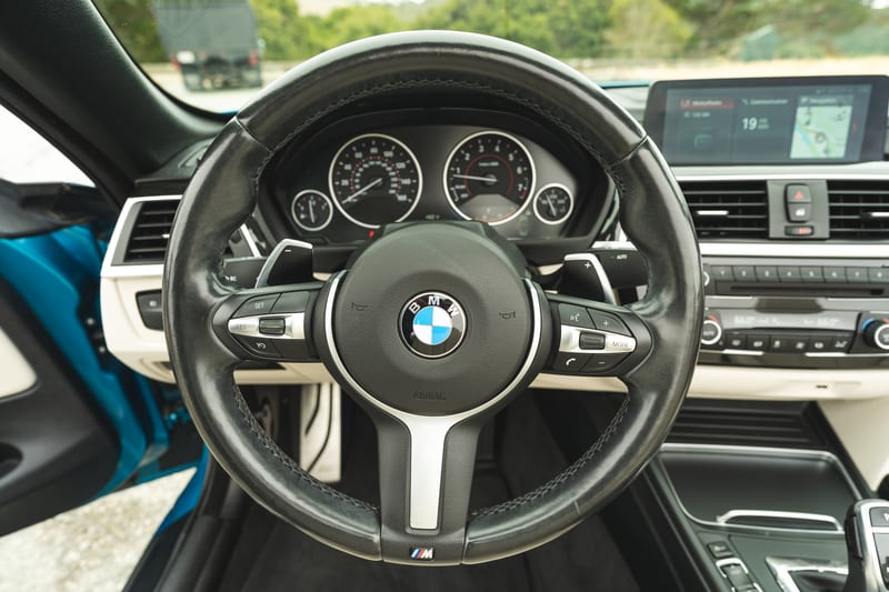 2018 BMW 430i Convertible, interior, frame 54 of 57